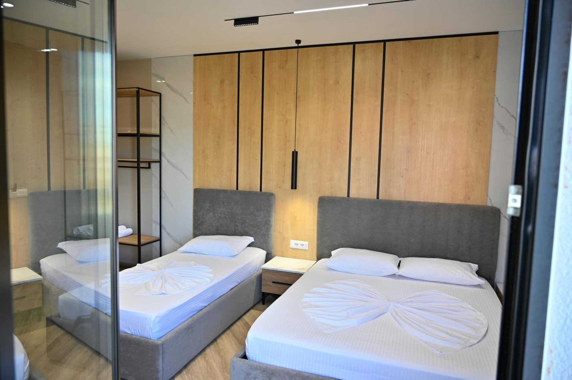 Monduro Hotel Durres Luaran gambar
